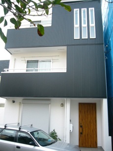 鎌倉市 20坪 地上3階建て 屋上付 狭小住宅