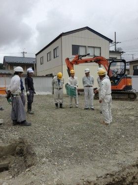 塩釜市で下水道管工事