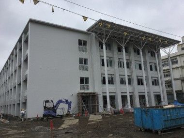 県立新城高等学校の校舎を造っています！