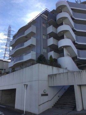 サングレイス鶴ヶ峰第一