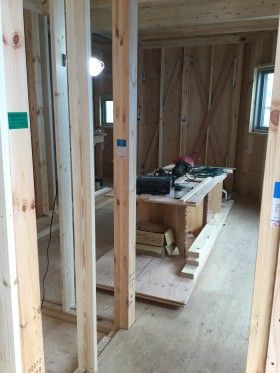 西谷町のアパート工事