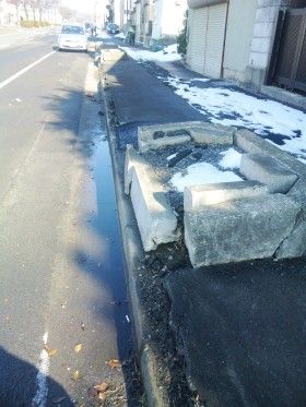 津波や大地震の傷跡
