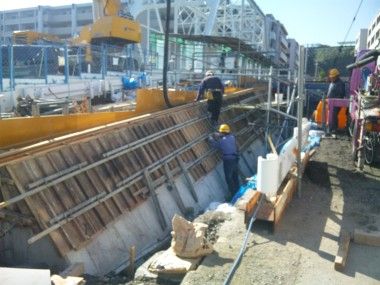霞橋の架け替え工事