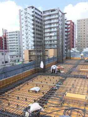 大和駅前のビル