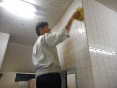 靖国神社トイレ掃除大会