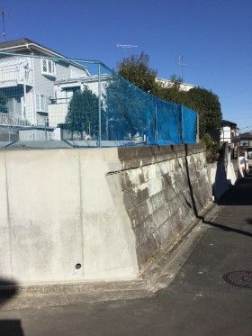 旭区中沢：擁壁工事