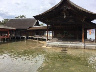 厳島神社