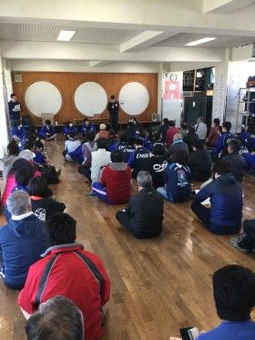 千代中学校でトイレ掃除