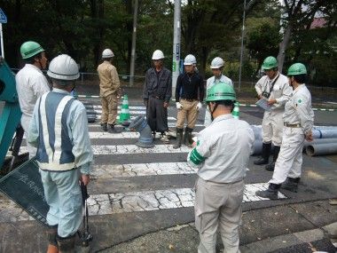 地震に強い水道管に取り替える工事