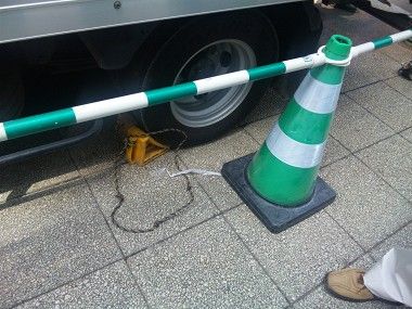 洋光台の駅前の水道管工事
