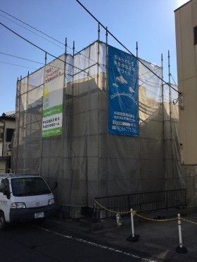 川崎市宮前区で外壁の塗装工事をしています