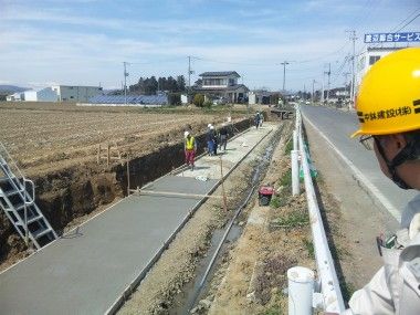 大地震が起きた時の避難道路を造ります!