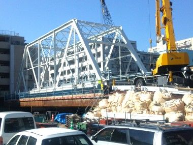 霞橋の架け替え工事
